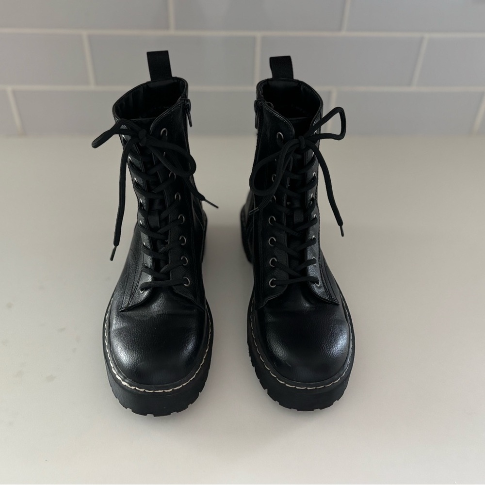 Sincerely Jules Black Lace-Up Combat Boots - Women